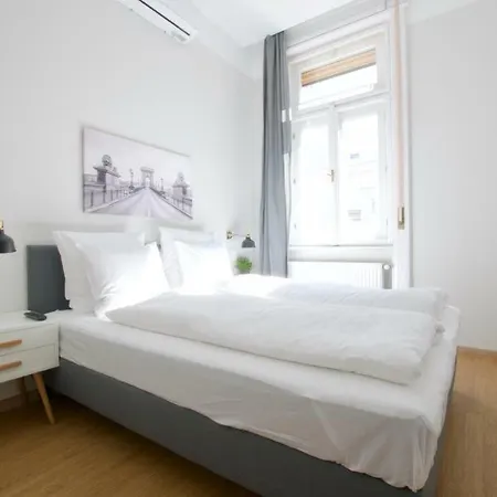 Bqa- Quality Apartments, Best Location Apartment Budapest
